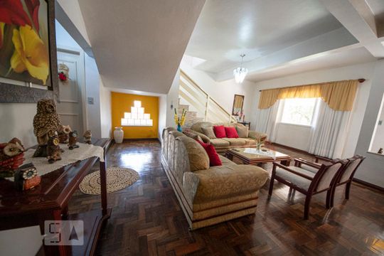 Sala de Estar de casa à venda com 3 quartos, 360m² em Santo Andre, São Leopoldo