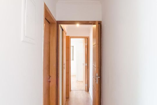 Corredor de apartamento à venda com 2 quartos, 70m² em Campo Belo, São Paulo