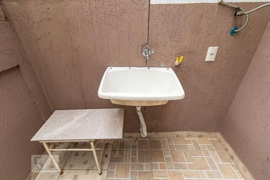 Varanda e Área de Serviço de apartamento para alugar com 1 quarto, 55m² em Prado Velho, Curitiba