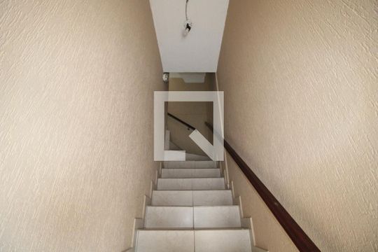Área comum - entrada de apartamento para alugar com 2 quartos, 60m² em Vila Granada, São Paulo
