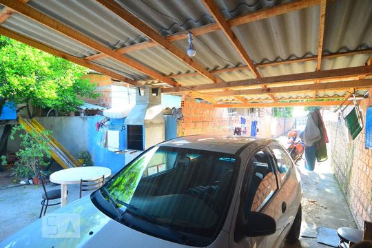 Garagem de casa para alugar com 3 quartos, 60m² em Mathias Velho, Canoas