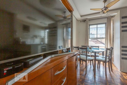 Sala de apartamento à venda com 2 quartos, 69m² em Floresta, Porto Alegre