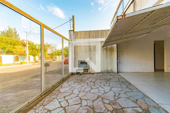 Área comum de casa para alugar com 3 quartos, 400m² em Igara, Canoas