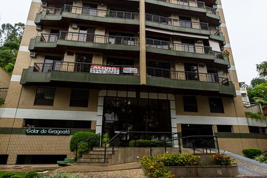 Fachada de apartamento à venda com 4 quartos, 239m² em Gragoatá, Niterói