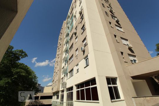 Fachada do bloco de apartamento para alugar com 2 quartos, 62m² em Azenha, Porto Alegre