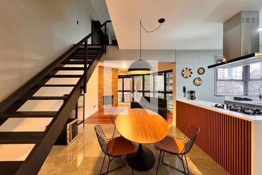 Sala de apartamento para alugar com 1 quarto, 98m² em Jardim, Santo André
