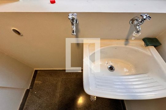Lavanderia de apartamento para alugar com 1 quarto, 98m² em Jardim, Santo André