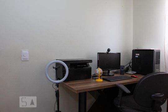 Quarto 2 de apartamento para alugar com 3 quartos, 63m² em Gávea, Uberlândia