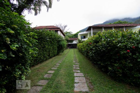 Garagem de apartamento à venda com 4 quartos, 600m² em Recreio dos Bandeirantes, Rio de Janeiro
