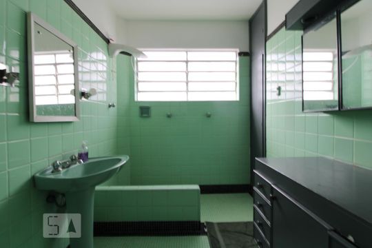 Banheiro 1 de casa à venda com 3 quartos, 225m² em Campo Belo, São Paulo