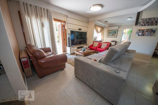 Casa à venda com 3 quartos, 680m² em Cristo Rei, São Leopoldo