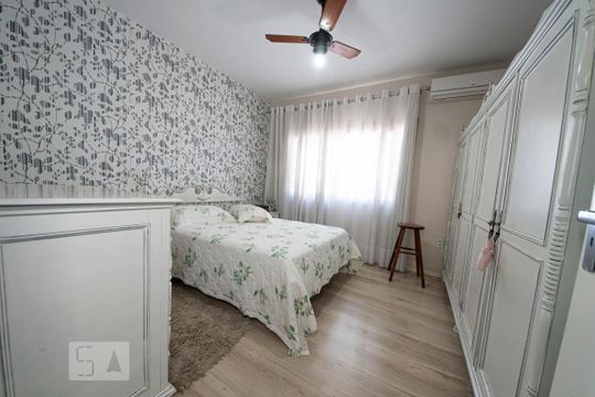 Quarto 1 de casa à venda com 3 quartos, 680m² em Cristo Rei, São Leopoldo
