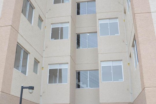 Fachada do bloco de apartamento à venda com 2 quartos, 43m² em Estância Velha, Canoas