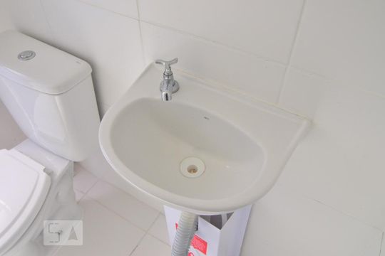 Banheiro Social de apartamento à venda com 2 quartos, 43m² em Estância Velha, Canoas