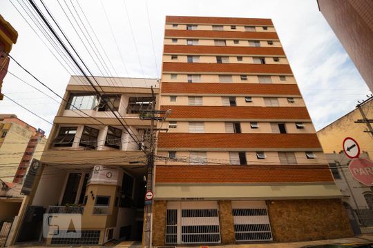 Fachada de kitnet/studio para alugar com 1 quarto, 60m² em Centro, Campinas