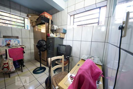 Quarto de Serviço de casa para alugar com 5 quartos, 350m² em Primavera, Novo Hamburgo