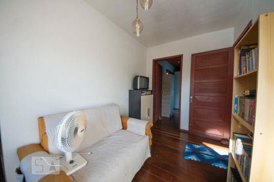 Sala 2 de casa para alugar com 5 quartos, 350m² em Primavera, Novo Hamburgo