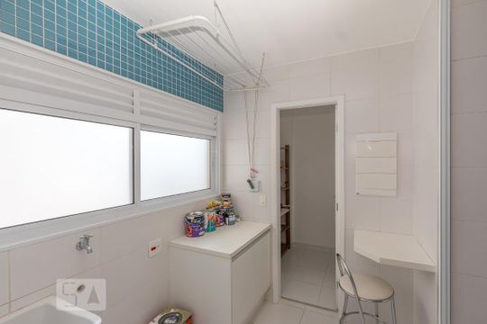 Lavanderia de apartamento à venda com 2 quartos, 86m² em Jardim Aeroporto, São Paulo