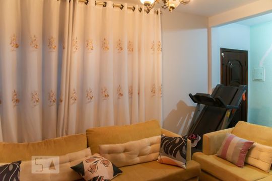 Casa 1 - Sala de casa à venda com 8 quartos, 250m² em Jardim das Camelias, São Paulo