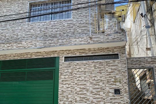 Fachada de casa à venda com 2 quartos, 80m² em Jardim Peri, São Paulo