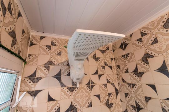 Banheiro de kitnet/studio para alugar com 1 quarto, 30m² em Vila Mariana, São Paulo
