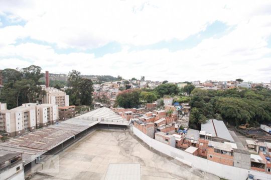 Vista Quarto 1 de apartamento à venda com 2 quartos, 41m² em Vila Zat, São Paulo