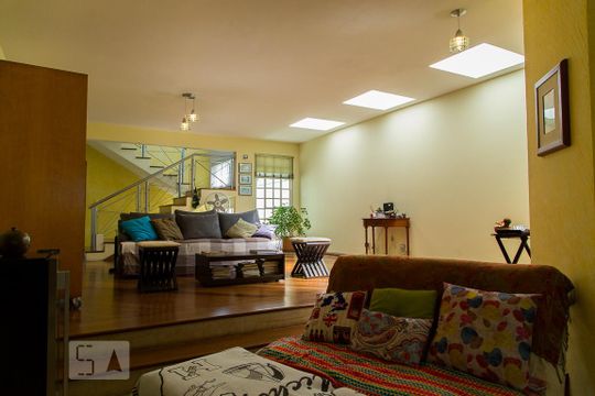 Sala de casa à venda com 3 quartos, 300m² em Saúde, São Paulo