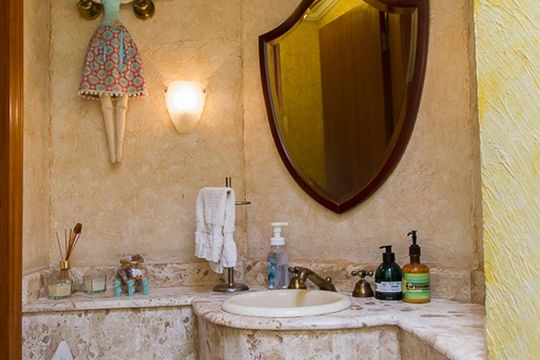Lavabo de casa à venda com 3 quartos, 300m² em Saúde, São Paulo