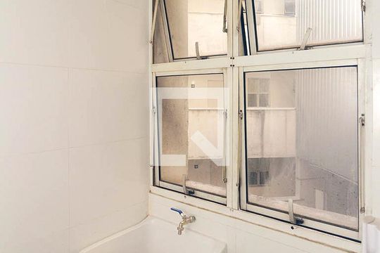 Lavanderia de apartamento para alugar com 2 quartos, 70m² em Sé, São Paulo