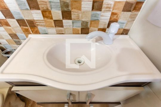 Banheiro de casa para alugar com 1 quarto, 50m² em Jardim Cidade Pirituba, São Paulo