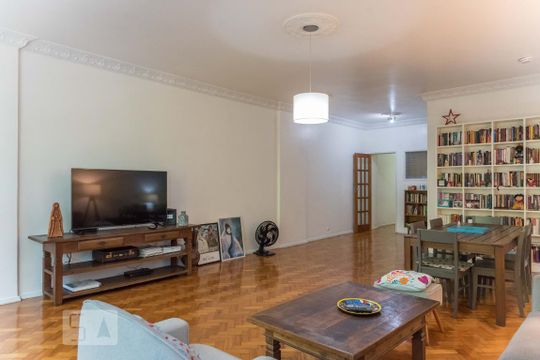 Sala de apartamento à venda com 3 quartos, 160m² em Tijuca, Rio de Janeiro