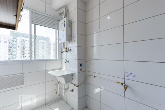 Área de Serviço de apartamento para alugar com 2 quartos, 42m² em Vila Guilherme, São Paulo