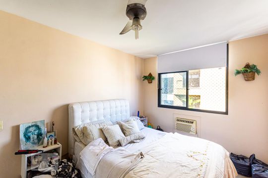 Quarto 2 de apartamento à venda com 2 quartos, 60m² em Icaraí, Niterói