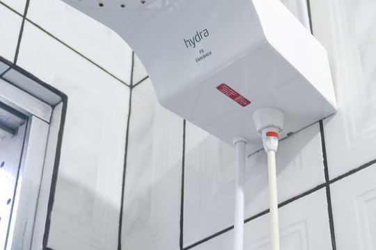 Chuveiro de apartamento para alugar com 2 quartos, 43m² em Portuguesa, Rio de Janeiro