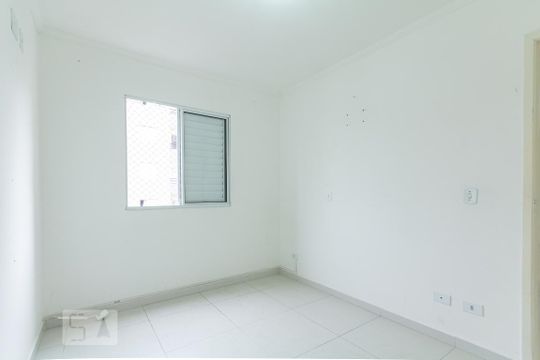 Quarto 2 de apartamento para alugar com 2 quartos, 54m² em Vila São Francisco, Mauá