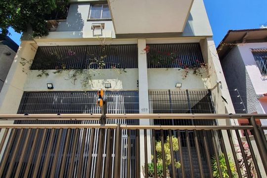 Fachada de apartamento à venda com 2 quartos, 69m² em Vila Isabel, Rio de Janeiro