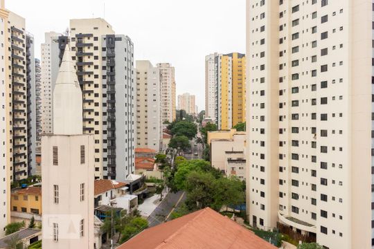 Vista do Quarto 1 de apartamento para alugar com 2 quartos, 70m² em Bosque da Saúde, São Paulo