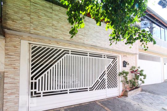 Fachada de casa à venda com 2 quartos, 160m² em Vila Prudente, São Paulo