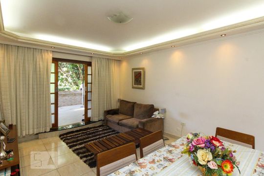 Sala de casa à venda com 2 quartos, 160m² em Vila Prudente, São Paulo