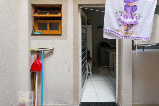 Quintal de casa à venda com 2 quartos, 160m² em Vila Prudente, São Paulo
