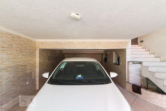 Garagem de casa à venda com 2 quartos, 160m² em Vila Prudente, São Paulo