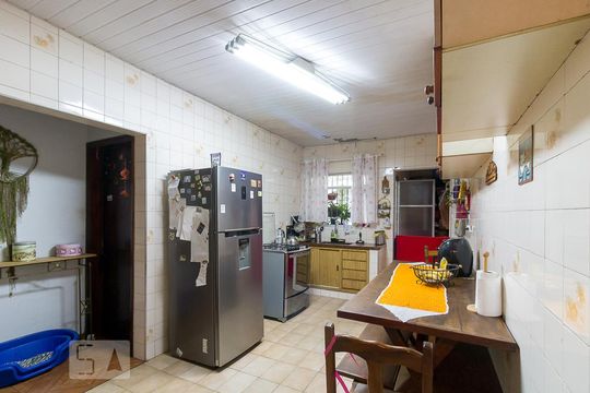 Cozinha de casa à venda com 4 quartos, 130m² em Jardim Rosa de França, Guarulhos