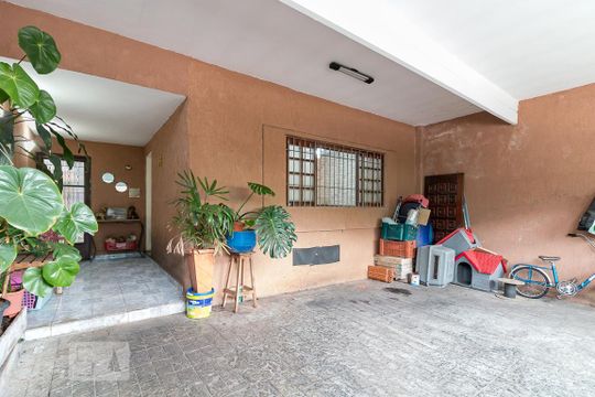 Garagem de casa à venda com 4 quartos, 130m² em Jardim Rosa de França, Guarulhos