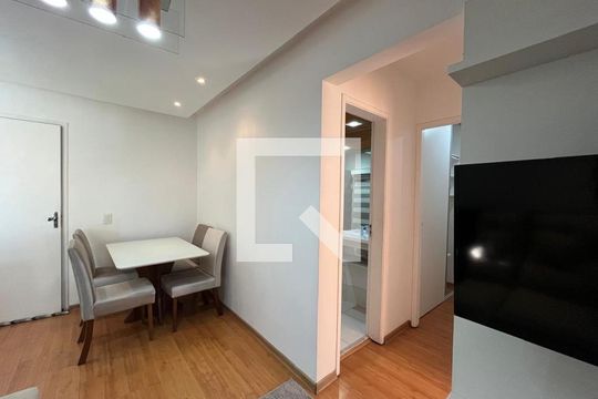 Sala de apartamento para alugar com 2 quartos, 50m² em Jacarepaguá, Rio de Janeiro