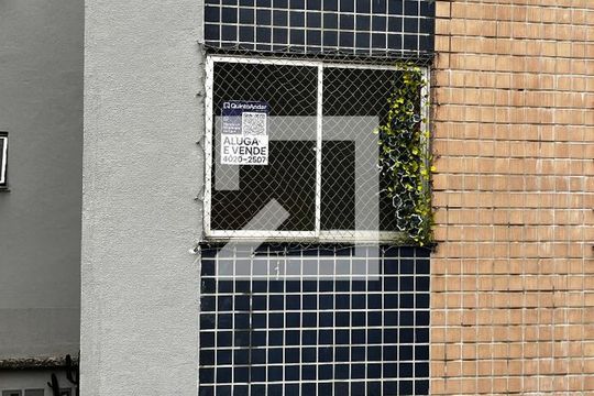 Placa de apartamento à venda com 3 quartos, 60m² em Estoril, Belo Horizonte