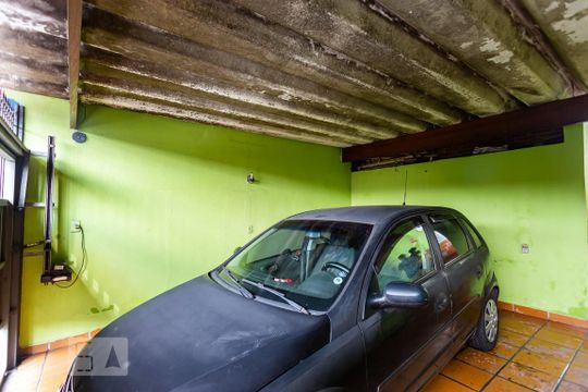 Garagem de casa à venda com 2 quartos, 100m² em Novo Osasco, Osasco