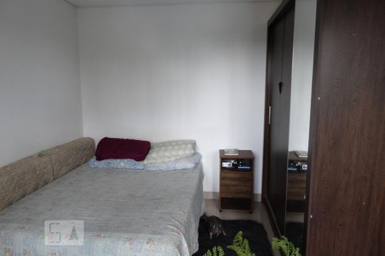 Sala e Quarto de apartamento para alugar com 1 quarto, 33m² em Setor Bueno, Goiânia