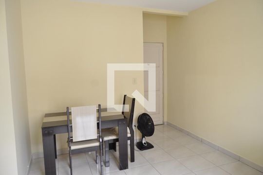 Sala de apartamento à venda com 2 quartos, 70m² em Higienópolis, Rio de Janeiro