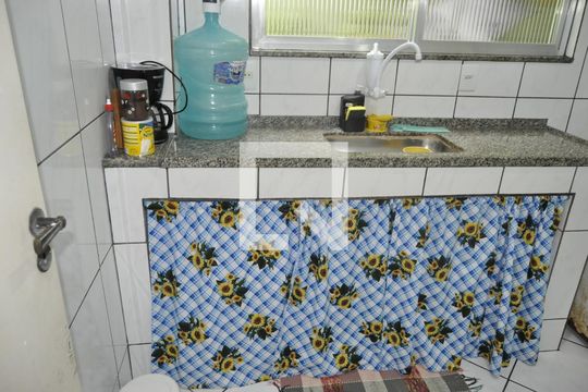 Cozinha de apartamento à venda com 2 quartos, 70m² em Higienópolis, Rio de Janeiro