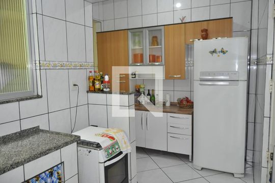 Cozinha de apartamento à venda com 2 quartos, 70m² em Higienópolis, Rio de Janeiro